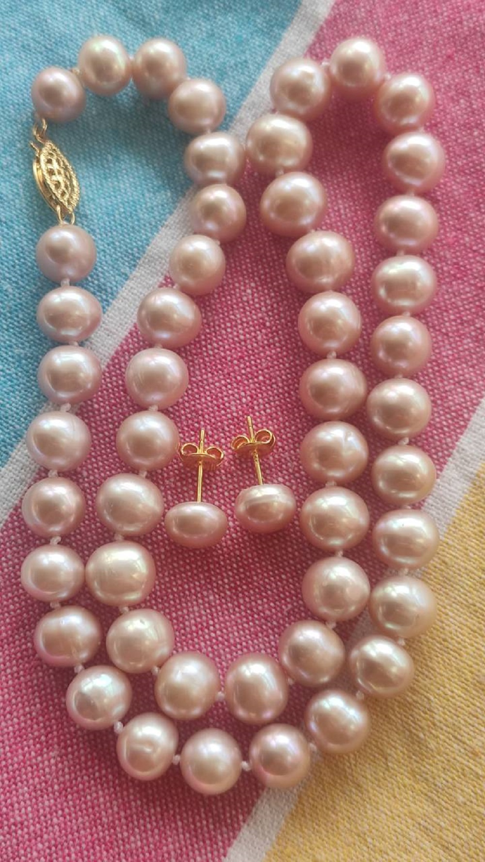 Pearl Stud Earrings - 18 inch AAA 9-10mm natural Akoya