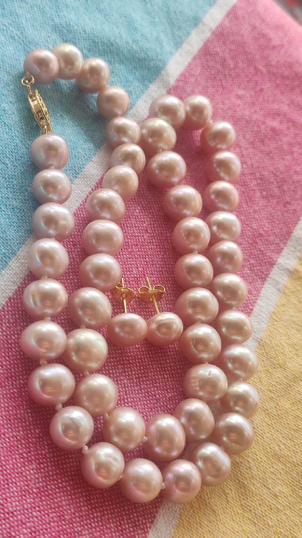 18 inch AAA 9-10mm natural Ako - đánh giá và giá Pearl Stud Earrings